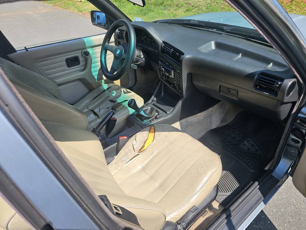 Bmw-325i-e30-1987-blue-23
