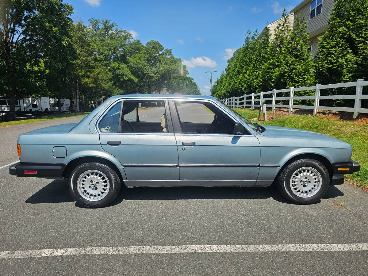 Bmw-325i-e30-1987-blue-3