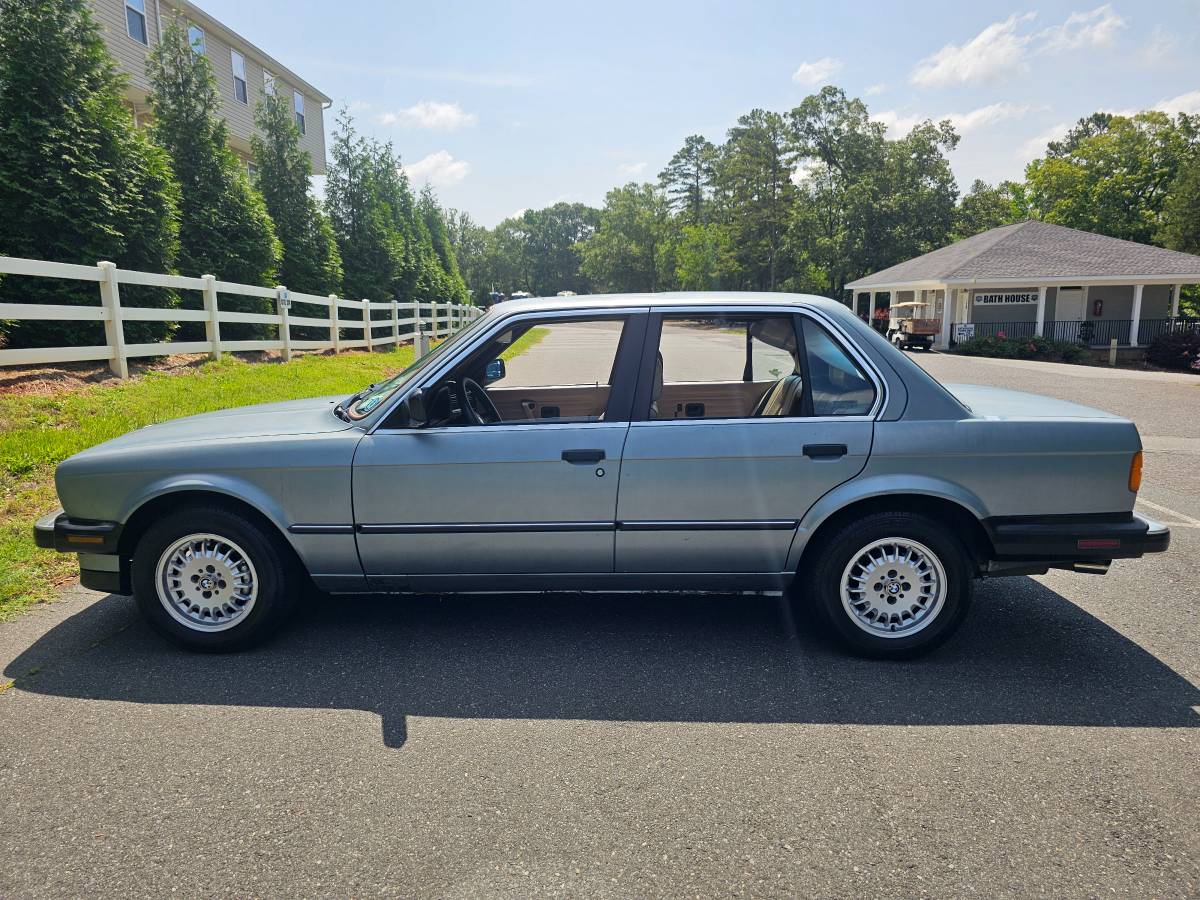 Bmw-325i-e30-1987-blue-4