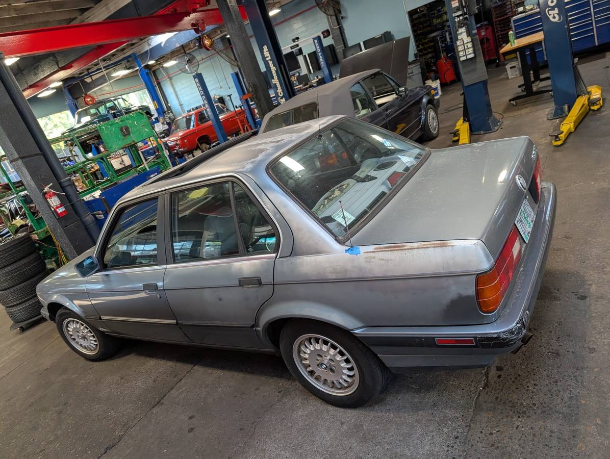 Bmw-325i-e30-1989-5