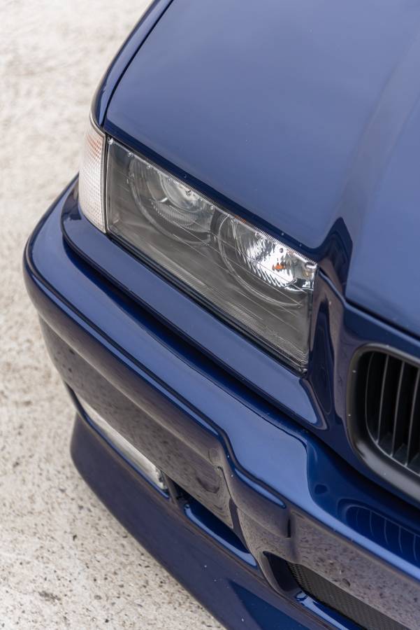 Bmw-325i-sedan-1995-18
