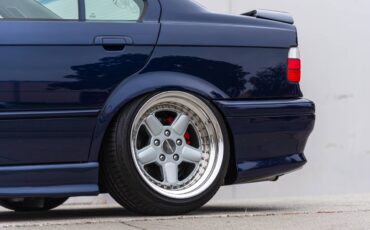 Bmw-325i-sedan-1995-3