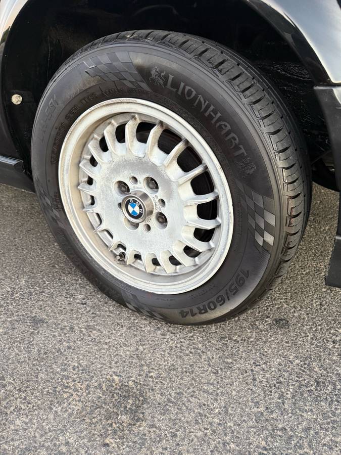 Bmw-325ic-e30-1988-black-16