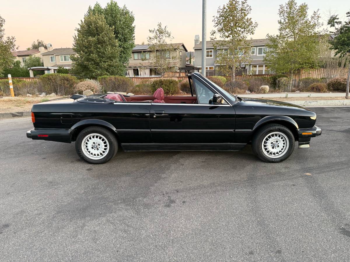 Bmw-325ic-e30-1988-black-3