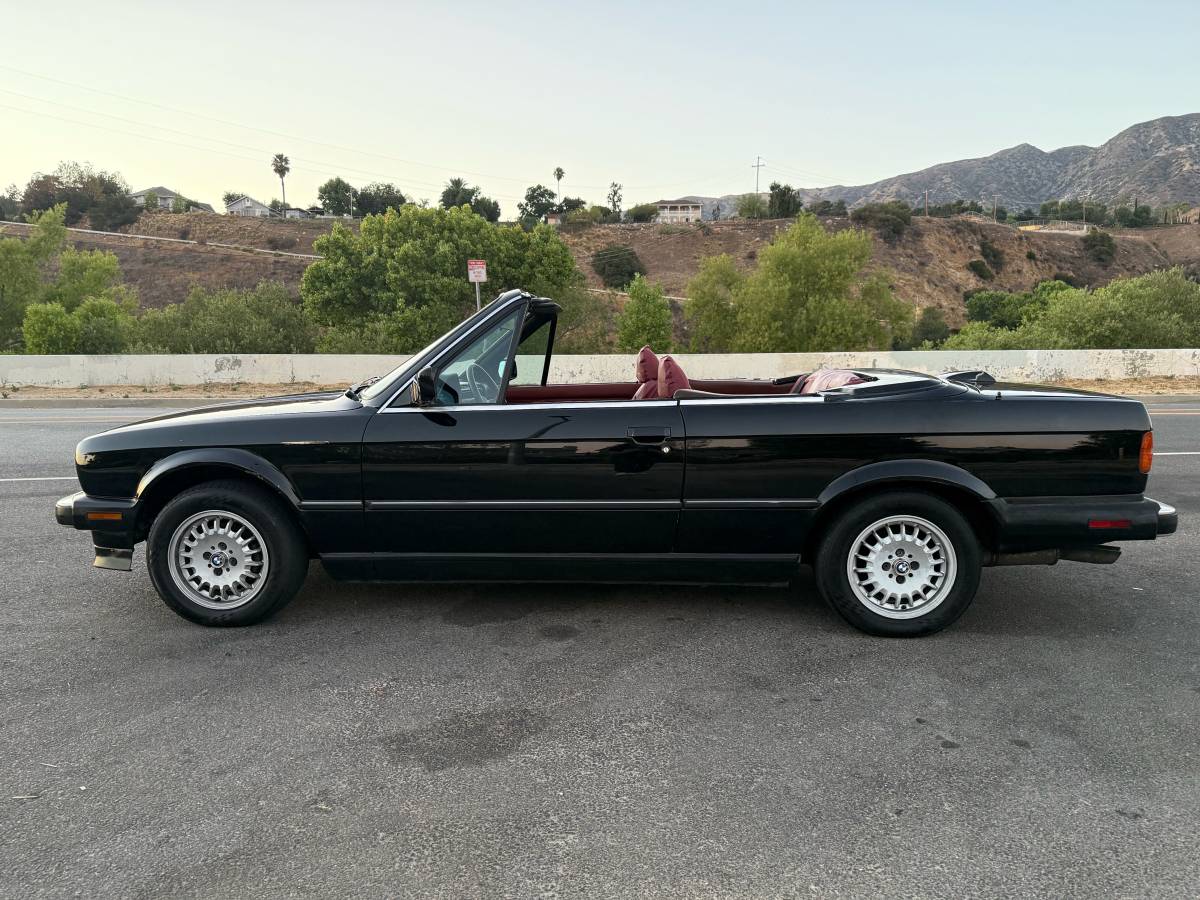 Bmw-325ic-e30-1988-black-7