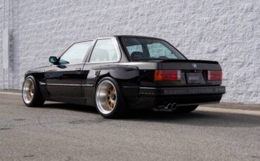 Bmw-325is-1987-black-10