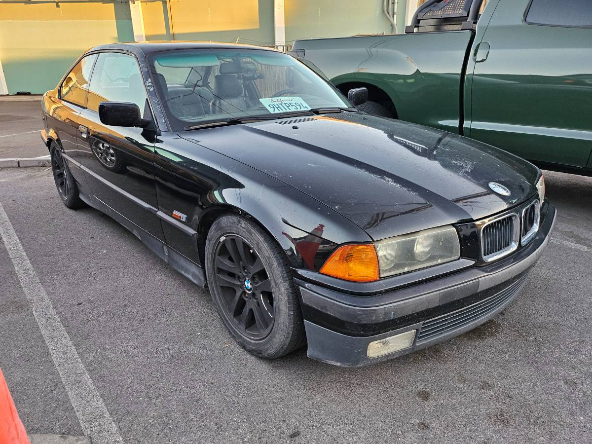 Bmw-325is-coupe-1995-black