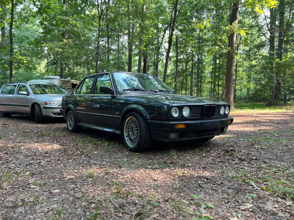 Bmw-325ix-1990-black-2
