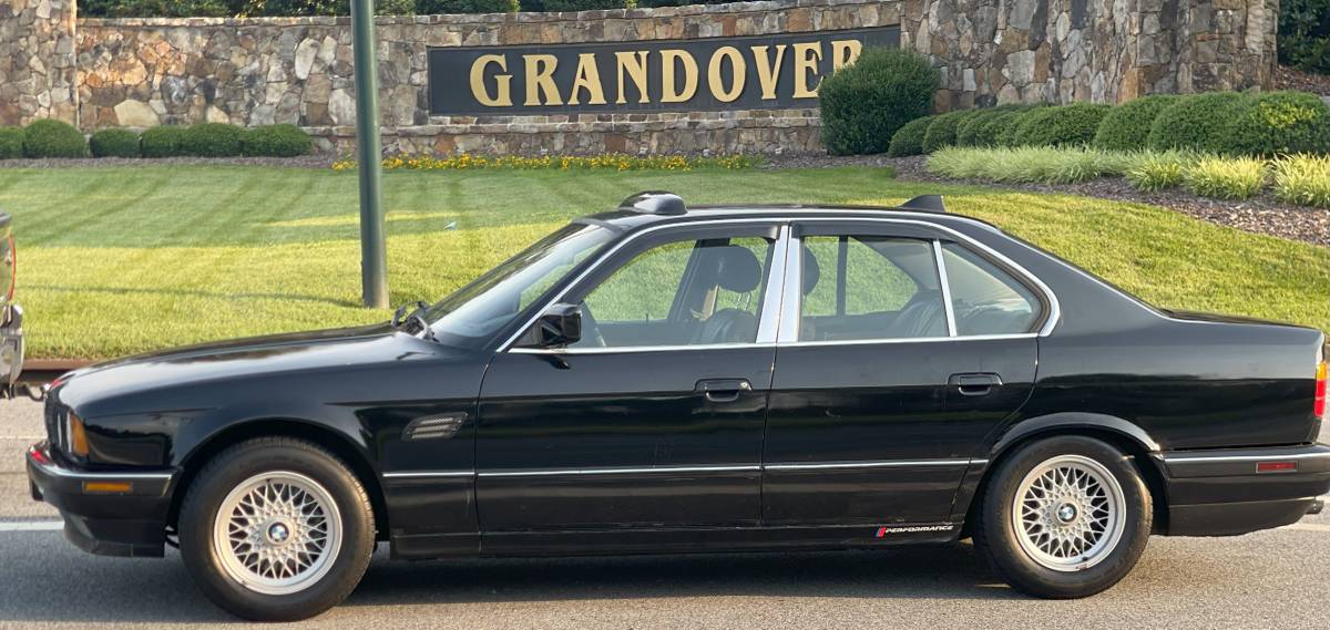 Bmw-5-series-535i-1992-black