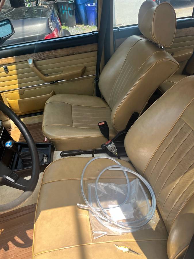 Bmw-528i-1981-grey-11