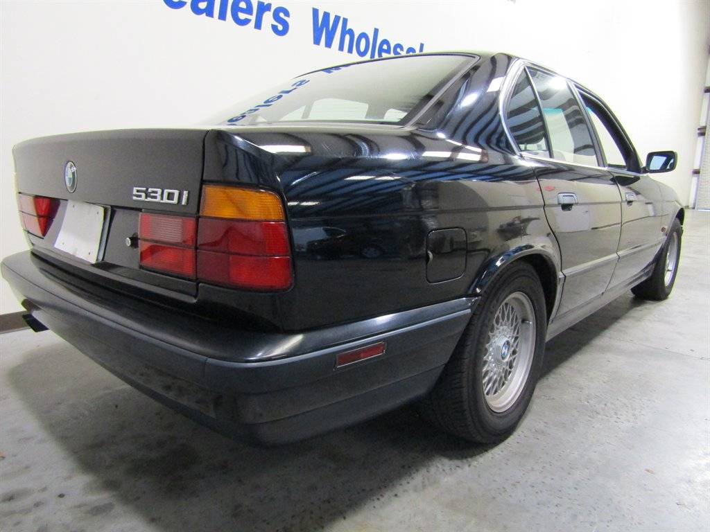 Bmw-530i-1994-black-12
