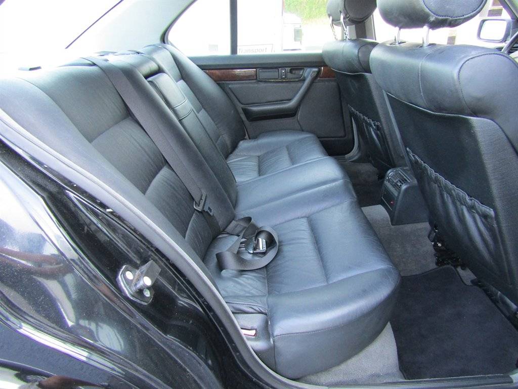 Bmw-530i-1994-black-14
