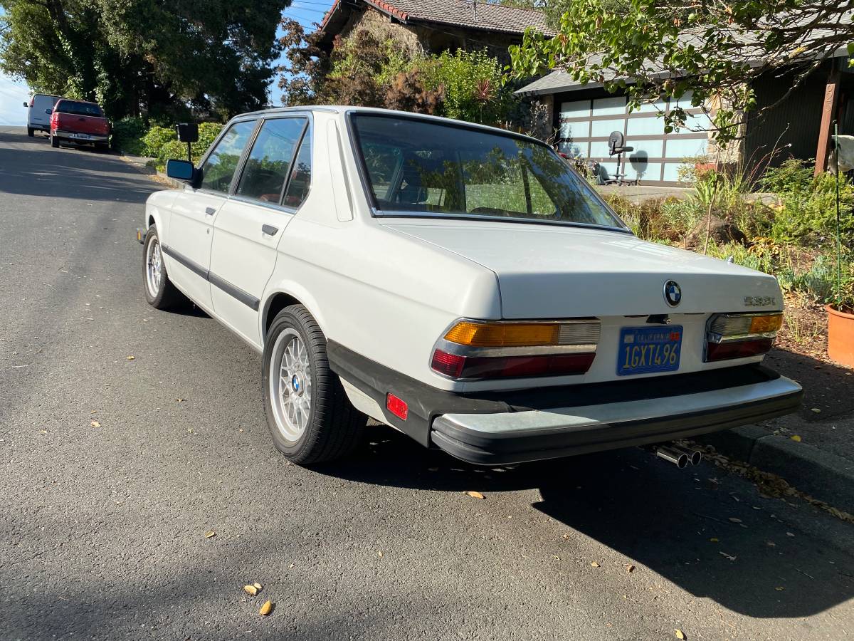 Bmw-533i-1983-2