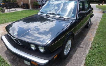 Bmw-533i-1983-black-1