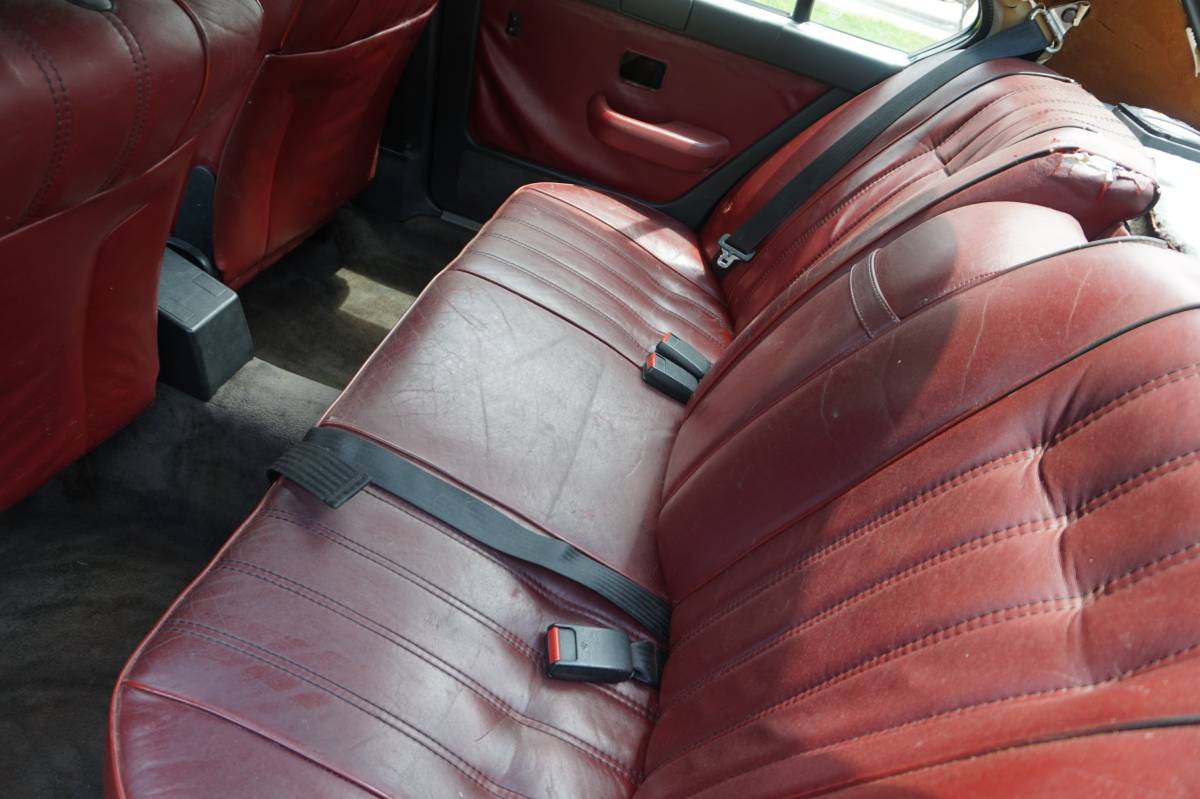 Bmw-533i-1983-black-20