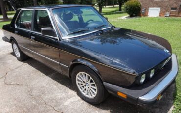 Bmw-533i-1983-black