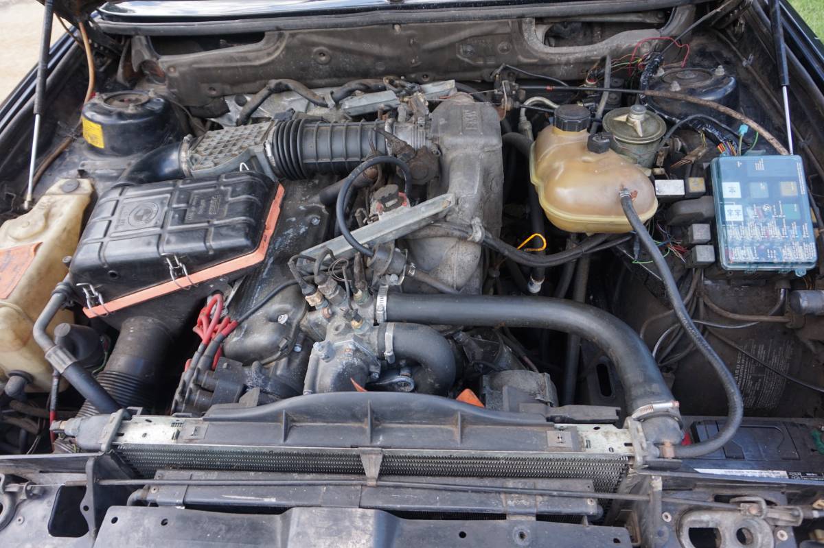 Bmw-533i-1983-black-5
