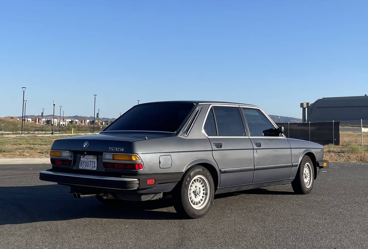 Bmw-535i-1986-blue-1