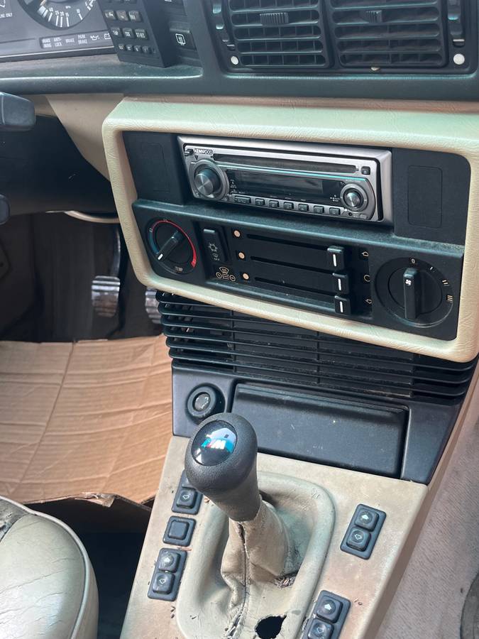 Bmw-535i-1988-grey-13