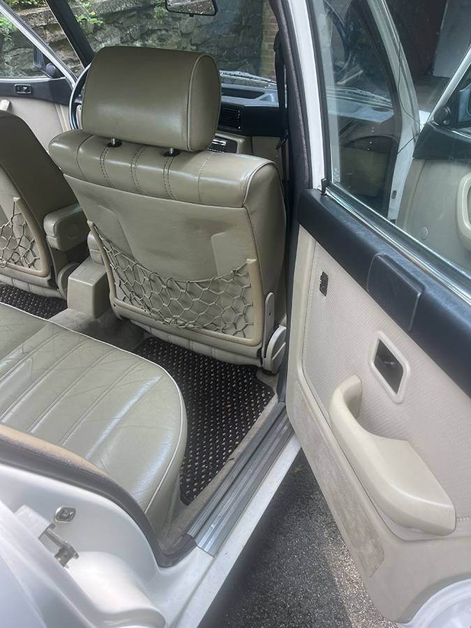 Bmw-535i-1988-white-14