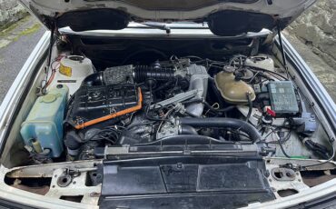 Bmw-535i-1988-white-17