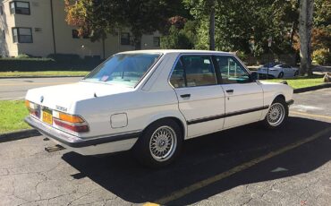 Bmw-535i-1988-white-19