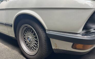 Bmw-535i-1988-white-20