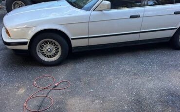 Bmw-535i-1990-white-1