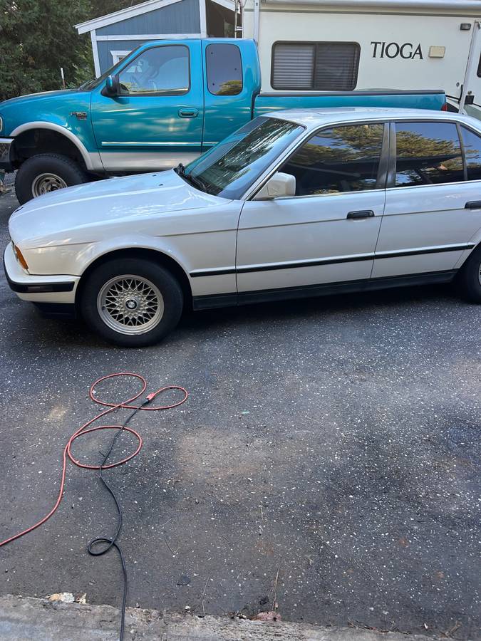 Bmw-535i-1990-white-1