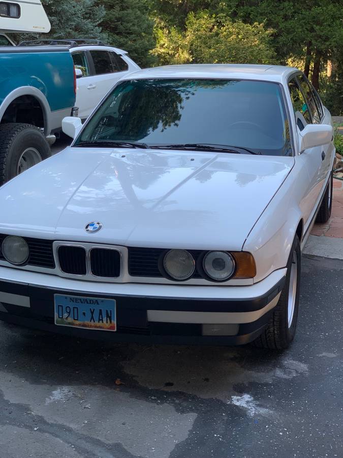 Bmw-535i-1990-white-12