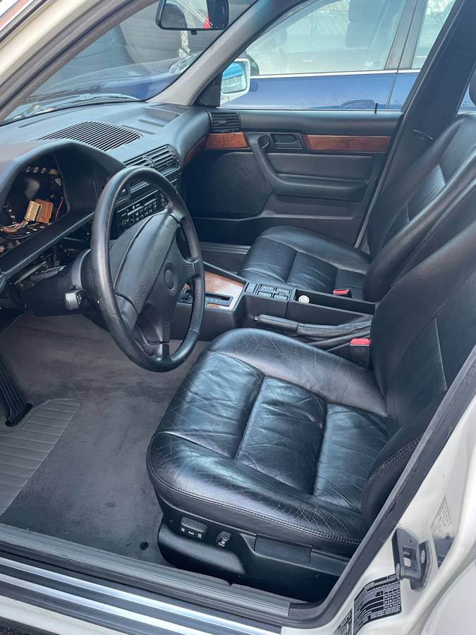 Bmw-535i-1990-white-4