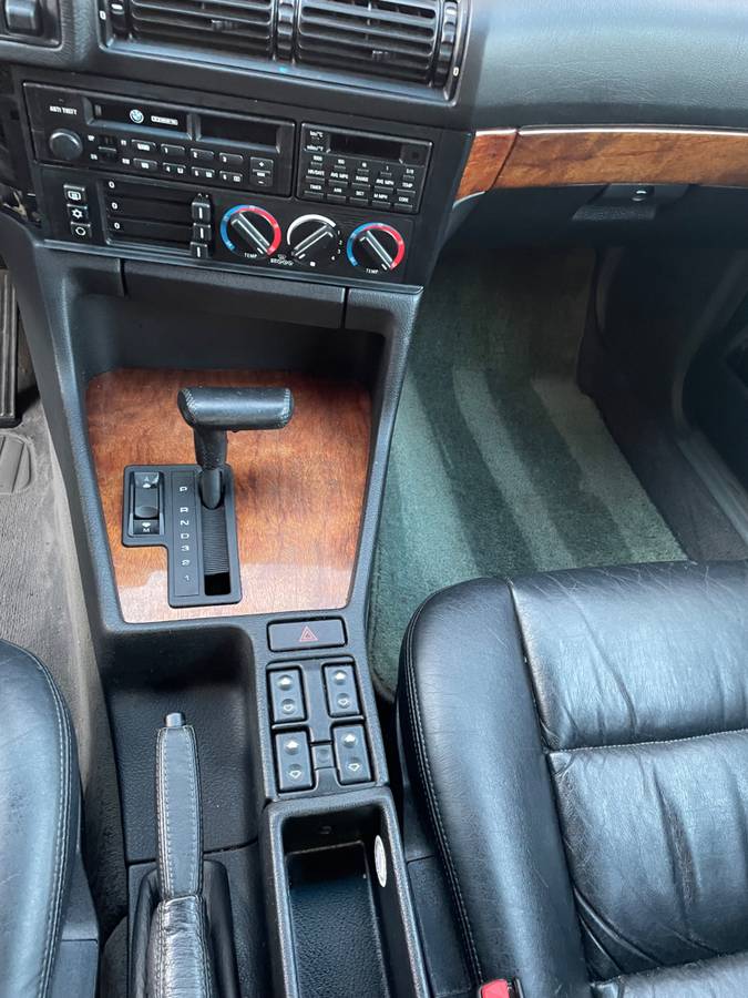 Bmw-535i-1990-white-8