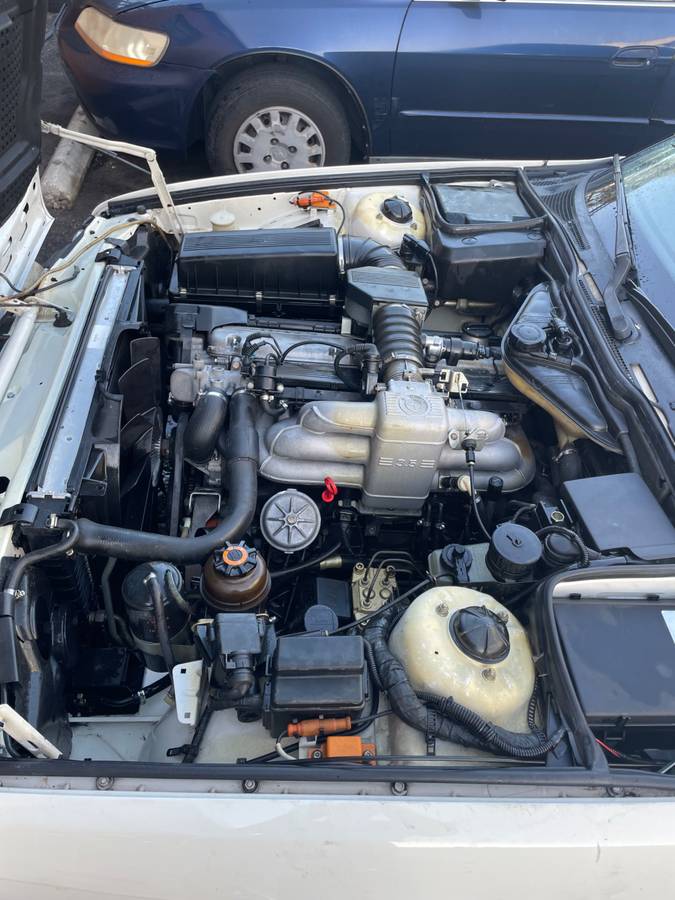 Bmw-535i-1990-white-9