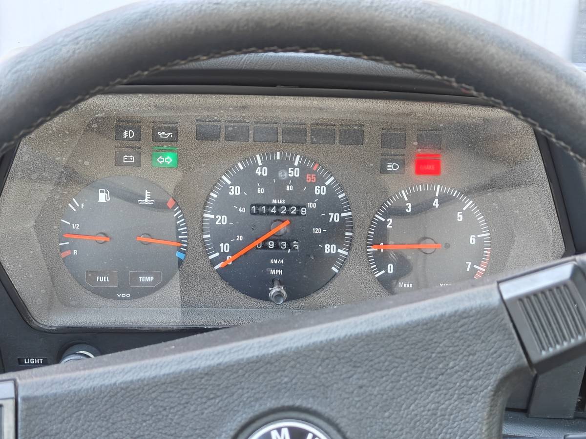 Bmw-633csi-1980-13