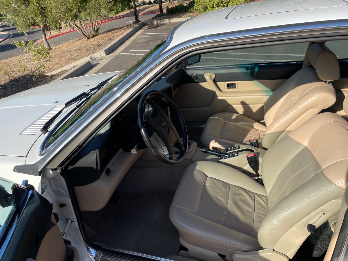 Bmw-635-csi-1988-white-1