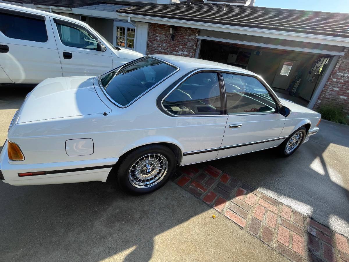 Bmw-635-csi-1988-white-13