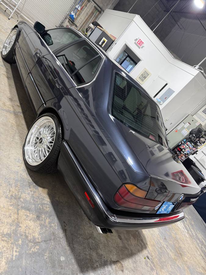 Bmw-735-1992-grey-3