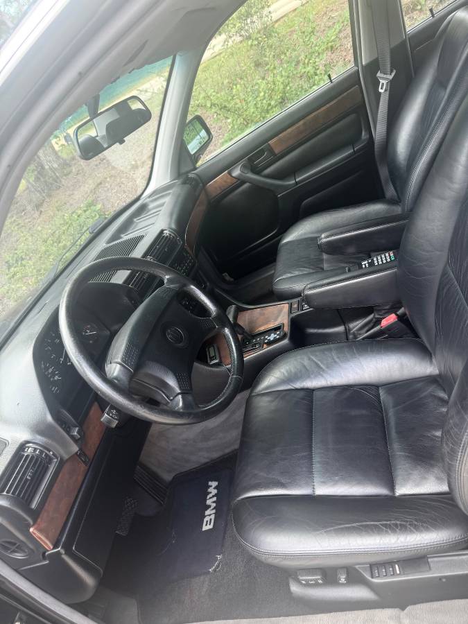 Bmw-735i-1990-black-1
