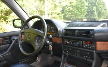 Bmw-735i-1990-black-4