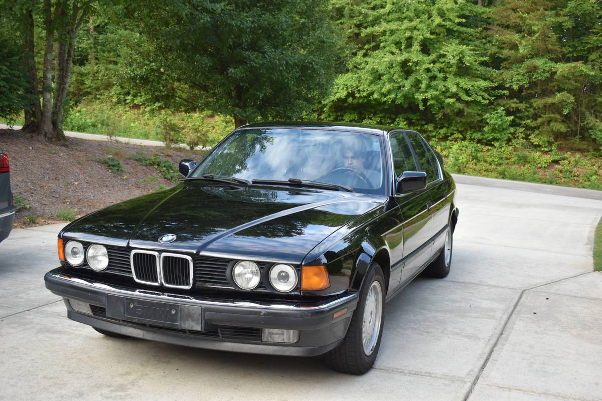 Bmw-735i-1990-black-8