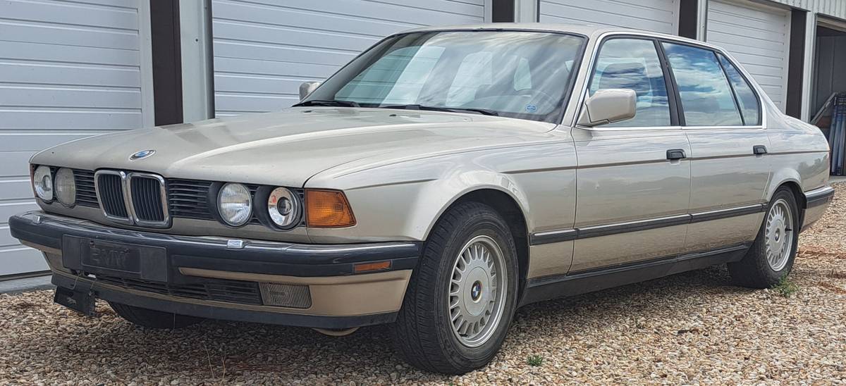 Bmw-735il-1990