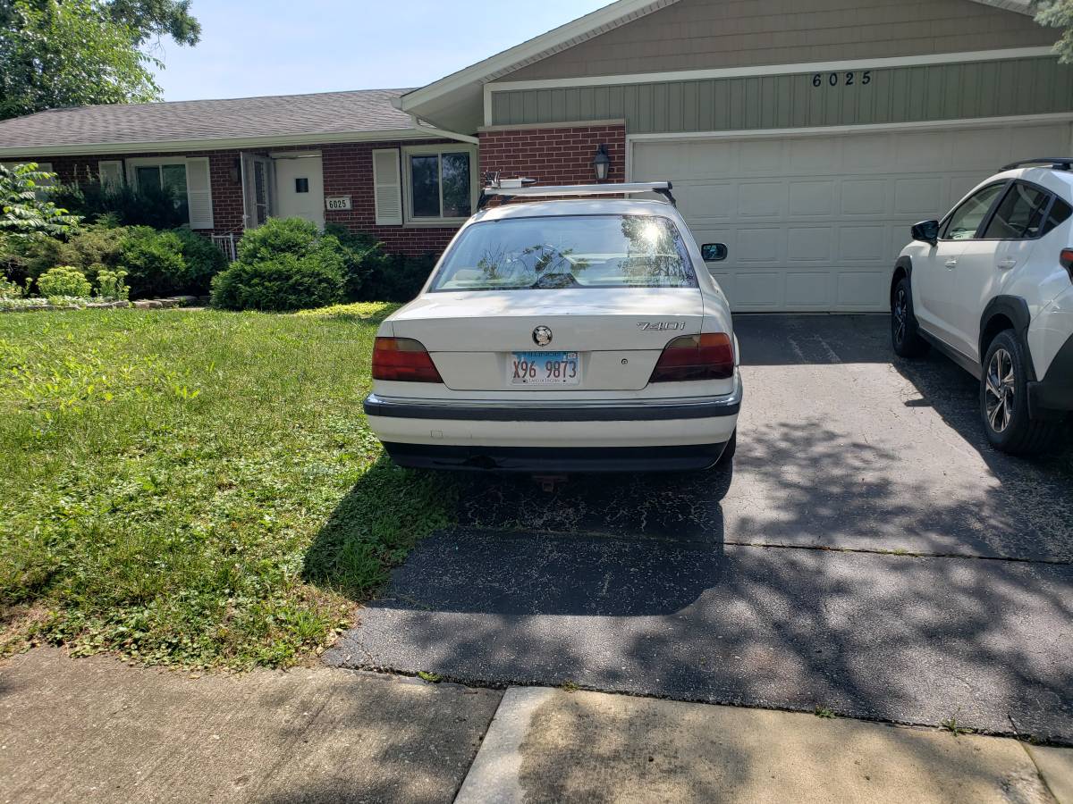 Bmw-740i-1995-white-1
