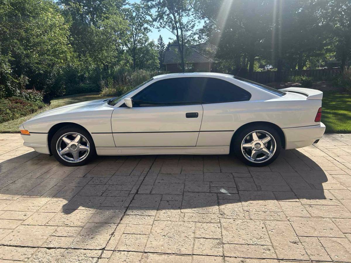 Bmw-8-series-850ci-v12-1993-white-9