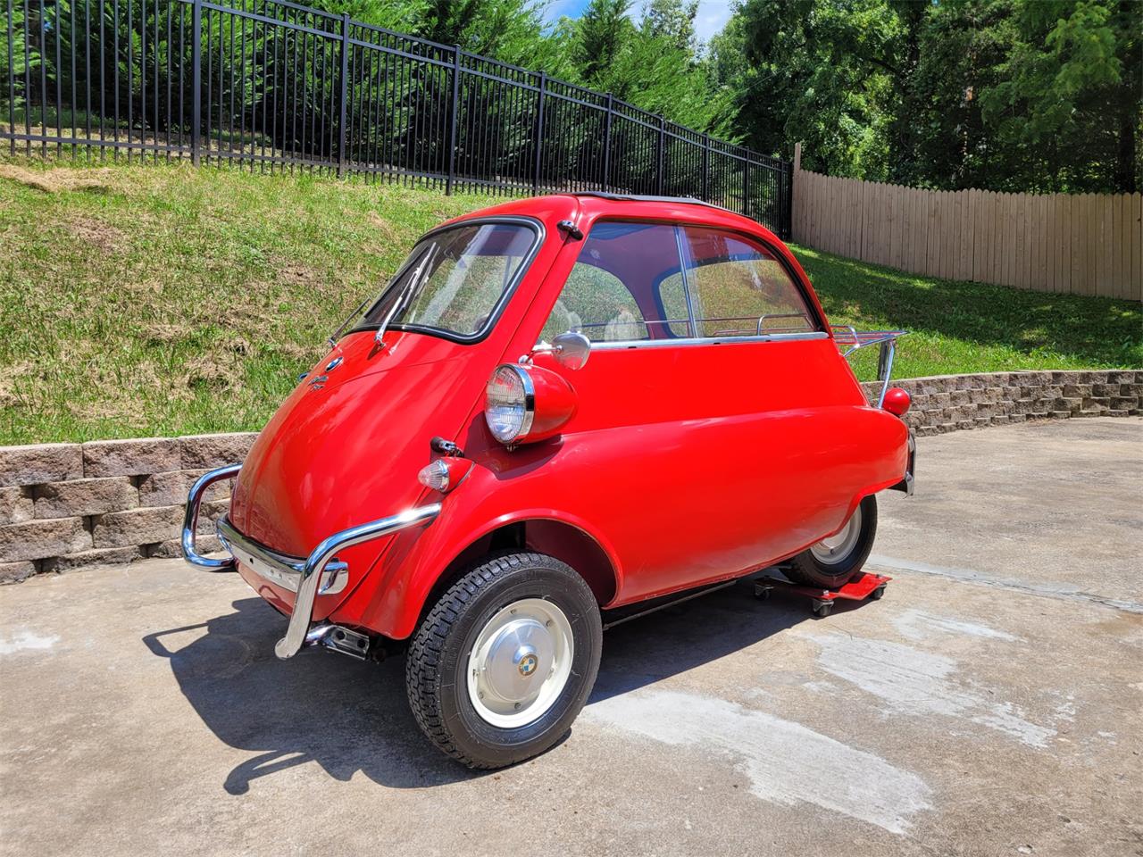 Bmw-Isetta-1958-Red-Plaid-1