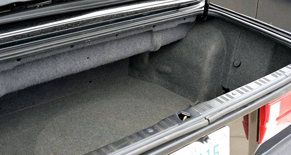 Bmw-e30-1988-black-14
