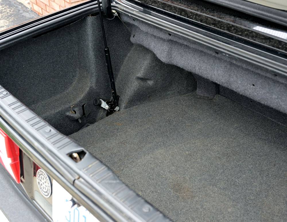 Bmw-e30-1988-black-15