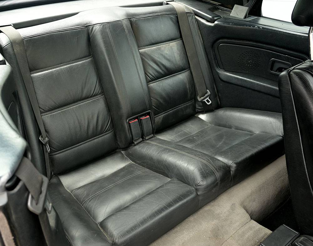 Bmw-e30-1988-black-2
