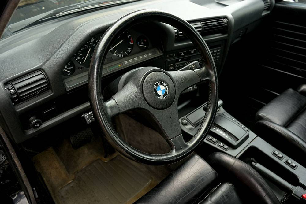 Bmw-e30-1988-black-5