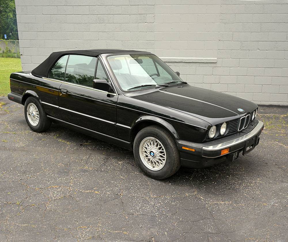 Bmw-e30-1988-black