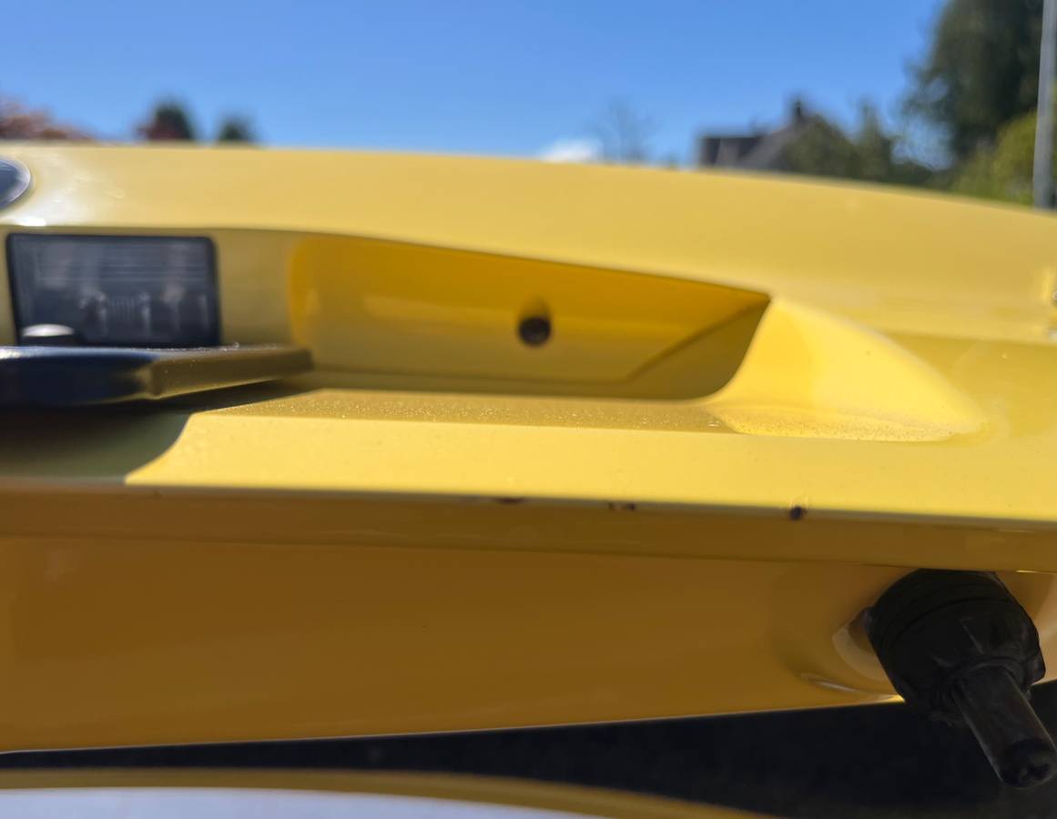 Bmw-m3-1995-yellow-12